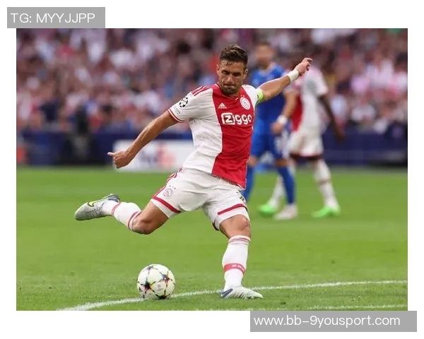 帕纳辛纳科斯足球俱乐部的辉煌历史与未来展望解析